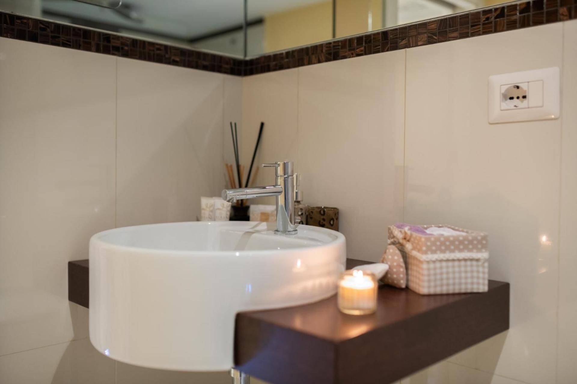 Riccardo Luxury Apartment バーリ エクステリア 写真